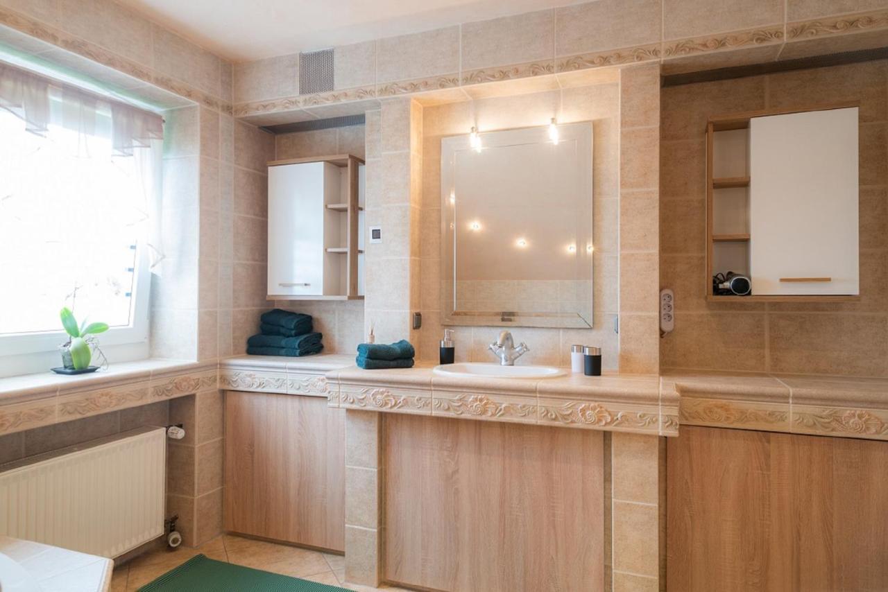 Ferienwohnung Am Eichholz โคบวร์ก ภายนอก รูปภาพ